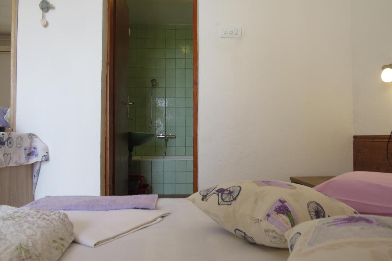 Apartments Feral Baška Voda Eksteriør bilde